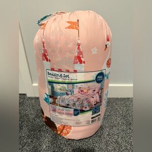 Fairy Tale Full size Pink Bedding Set / New